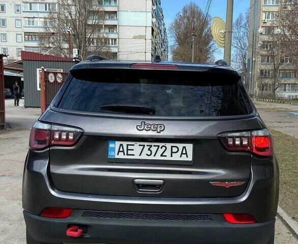 Серый Джип Компас, объемом двигателя 2.4 л и пробегом 177 тыс. км за 18500 $, фото 1 на Automoto.ua