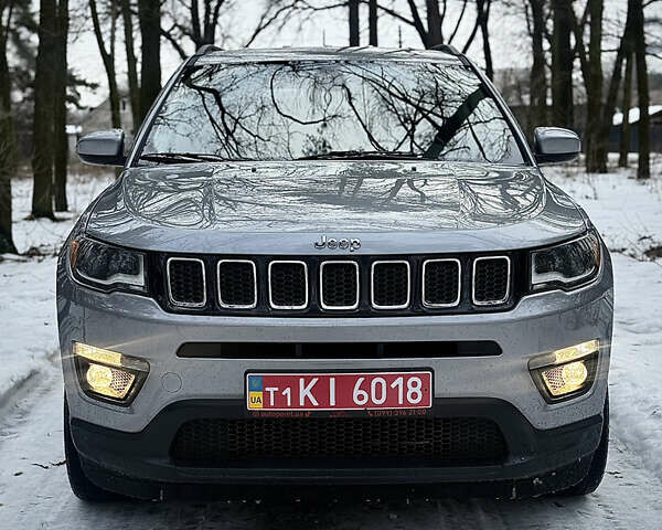 Серый Джип Компас, объемом двигателя 2.4 л и пробегом 99 тыс. км за 15400 $, фото 1 на Automoto.ua