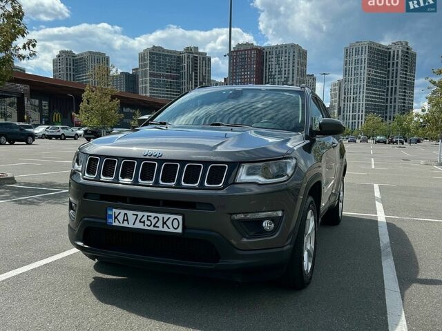 Серый Джип Компас, объемом двигателя 2.36 л и пробегом 55 тыс. км за 14800 $, фото 1 на Automoto.ua