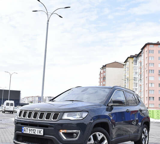 Серый Джип Компас, объемом двигателя 2.36 л и пробегом 181 тыс. км за 13600 $, фото 1 на Automoto.ua