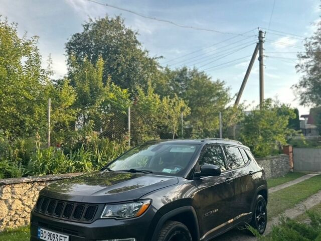 Сірий Джип Compass, об'ємом двигуна 2.36 л та пробігом 78 тис. км за 13300 $, фото 1 на Automoto.ua