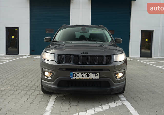 Серый Джип Компас, объемом двигателя 2.4 л и пробегом 164 тыс. км за 14000 $, фото 1 на Automoto.ua