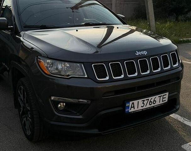 Сірий Джип Compass, об'ємом двигуна 2.36 л та пробігом 115 тис. км за 16800 $, фото 1 на Automoto.ua