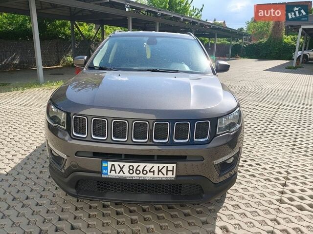 Серый Джип Компас, объемом двигателя 2.36 л и пробегом 85 тыс. км за 15500 $, фото 1 на Automoto.ua