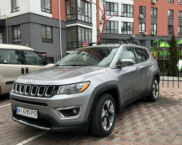 Сірий Джип Compass, об'ємом двигуна 2.4 л та пробігом 185 тис. км за 14900 $, фото 1 на Automoto.ua