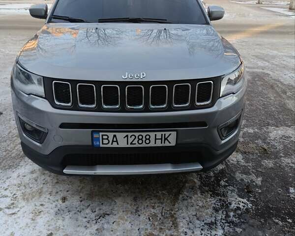 Сірий Джип Compass, об'ємом двигуна 2.36 л та пробігом 82 тис. км за 17700 $, фото 1 на Automoto.ua