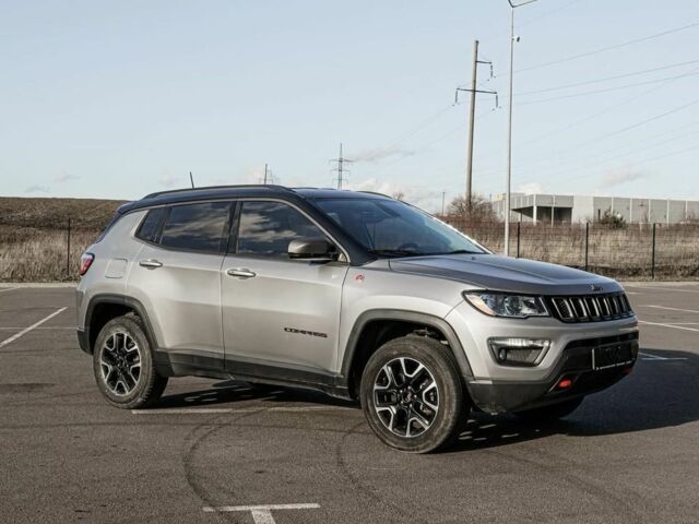 Серый Джип Компас, объемом двигателя 2.4 л и пробегом 217 тыс. км за 13800 $, фото 1 на Automoto.ua