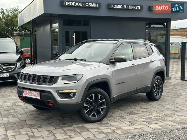 Серый Джип Компас, объемом двигателя 2.4 л и пробегом 166 тыс. км за 12999 $, фото 1 на Automoto.ua