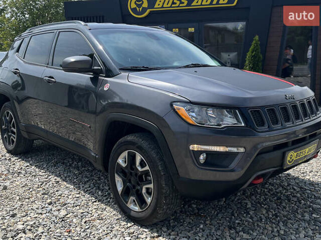 Сірий Джип Compass, об'ємом двигуна 2.4 л та пробігом 102 тис. км за 16200 $, фото 1 на Automoto.ua
