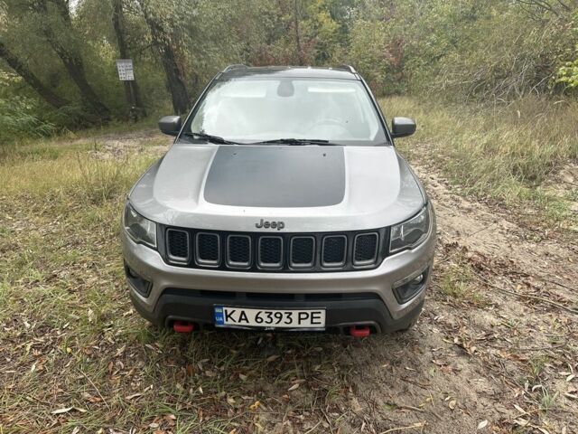 Серый Джип Компас, объемом двигателя 2.4 л и пробегом 135 тыс. км за 14200 $, фото 1 на Automoto.ua