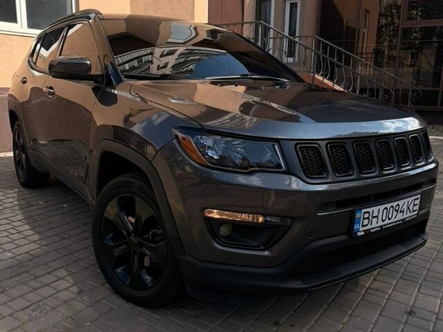 Сірий Джип Compass, об'ємом двигуна 2.36 л та пробігом 82 тис. км за 16500 $, фото 1 на Automoto.ua