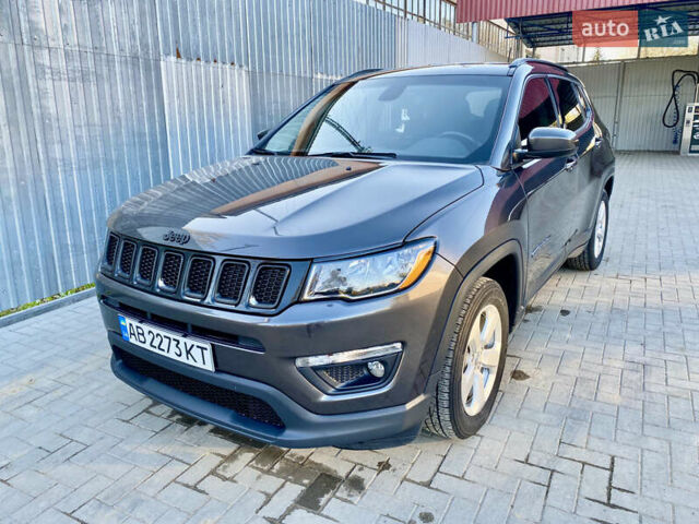 Сірий Джип Compass, об'ємом двигуна 2.4 л та пробігом 136 тис. км за 14950 $, фото 1 на Automoto.ua