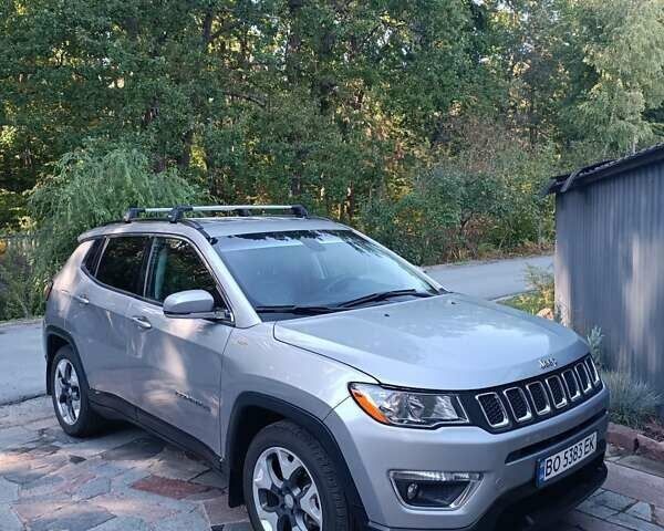 Сірий Джип Compass, об'ємом двигуна 2.4 л та пробігом 132 тис. км за 16800 $, фото 1 на Automoto.ua