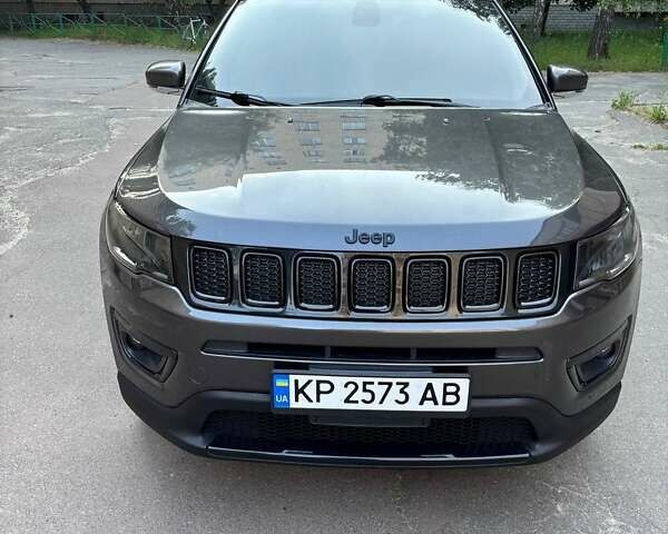 Серый Джип Компас, объемом двигателя 2.36 л и пробегом 67 тыс. км за 16900 $, фото 1 на Automoto.ua
