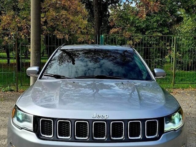Сірий Джип Compass, об'ємом двигуна 2.36 л та пробігом 135 тис. км за 15000 $, фото 1 на Automoto.ua