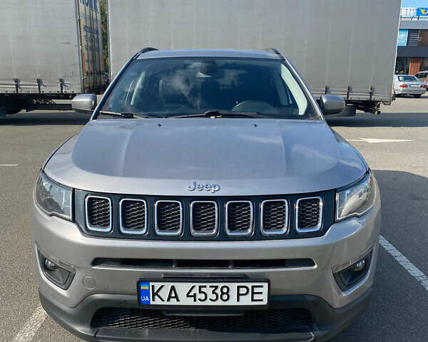 Серый Джип Компас, объемом двигателя 2.36 л и пробегом 42 тыс. км за 16500 $, фото 1 на Automoto.ua