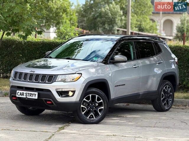 Сірий Джип Compass, об'ємом двигуна 2.4 л та пробігом 198 тис. км за 14800 $, фото 1 на Automoto.ua