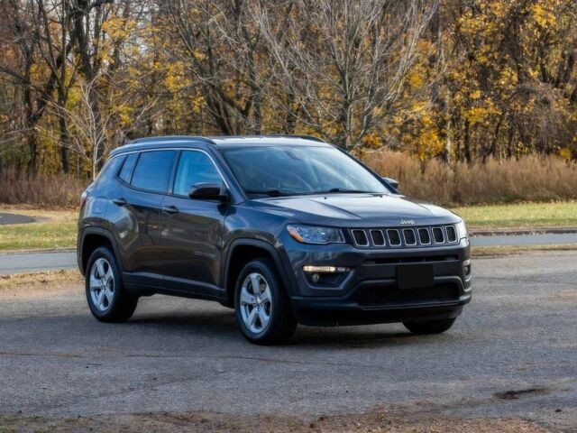 Сірий Джип Compass, об'ємом двигуна 2.4 л та пробігом 46 тис. км за 10400 $, фото 1 на Automoto.ua