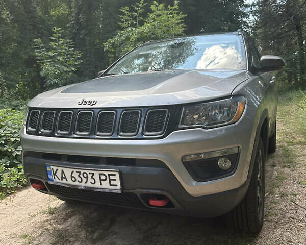 Серый Джип Компас, объемом двигателя 2.36 л и пробегом 135 тыс. км за 15100 $, фото 1 на Automoto.ua