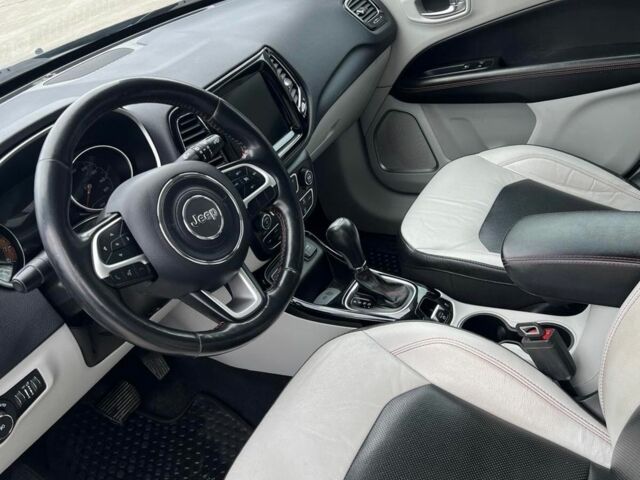 Сірий Джип Compass, об'ємом двигуна 2.36 л та пробігом 145 тис. км за 14999 $, фото 1 на Automoto.ua