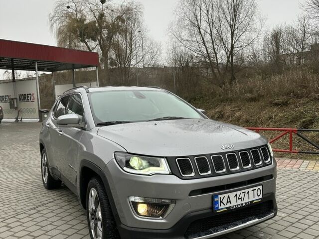 Сірий Джип Compass, об'ємом двигуна 2.4 л та пробігом 125 тис. км за 18500 $, фото 1 на Automoto.ua