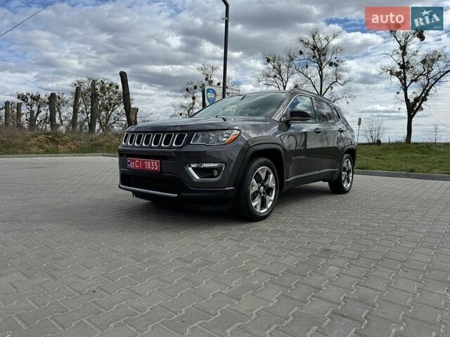 Серый Джип Компас, объемом двигателя 2.4 л и пробегом 130 тыс. км за 16200 $, фото 1 на Automoto.ua