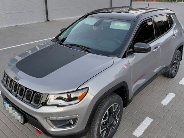 Сірий Джип Compass, об'ємом двигуна 2 л та пробігом 81 тис. км за 16235 $, фото 1 на Automoto.ua