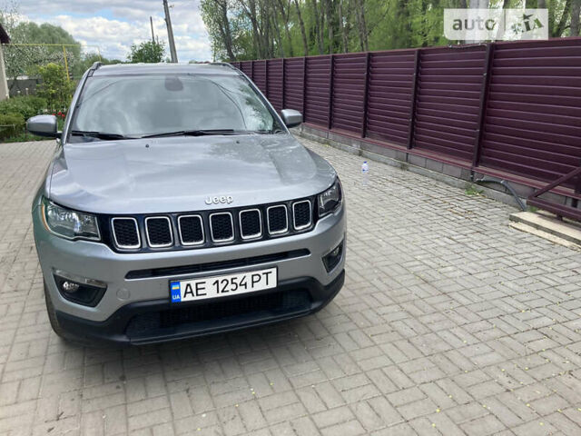 Сірий Джип Compass, об'ємом двигуна 2.36 л та пробігом 36 тис. км за 18500 $, фото 1 на Automoto.ua