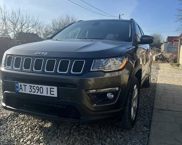 Сірий Джип Compass, об'ємом двигуна 2.36 л та пробігом 57 тис. км за 15199 $, фото 1 на Automoto.ua