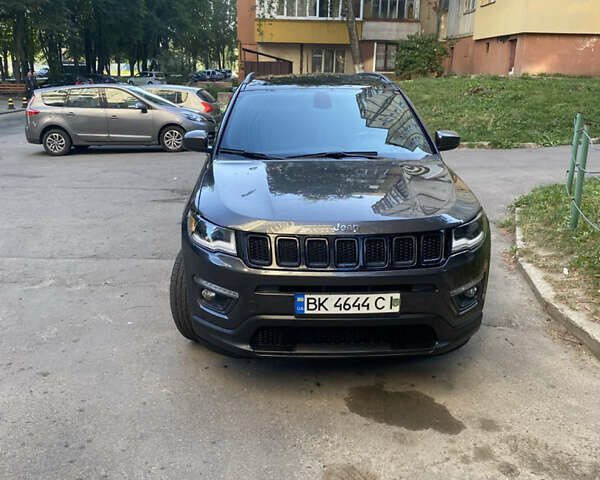 Серый Джип Компас, объемом двигателя 2.36 л и пробегом 89 тыс. км за 15700 $, фото 1 на Automoto.ua