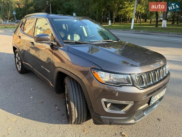 Сірий Джип Compass, об'ємом двигуна 2.4 л та пробігом 65 тис. км за 19500 $, фото 1 на Automoto.ua