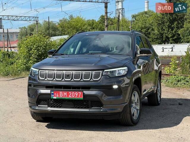 Серый Джип Компас, объемом двигателя 2.36 л и пробегом 65 тыс. км за 13500 $, фото 1 на Automoto.ua