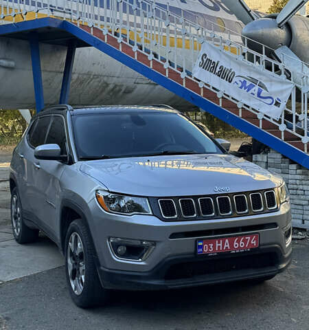 Сірий Джип Compass, об'ємом двигуна 2.4 л та пробігом 194 тис. км за 14300 $, фото 1 на Automoto.ua