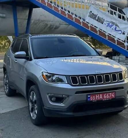 Серый Джип Компас, объемом двигателя 2.4 л и пробегом 194 тыс. км за 14300 $, фото 1 на Automoto.ua