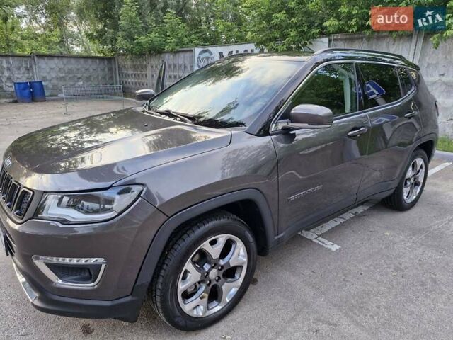 Серый Джип Компас, объемом двигателя 2.36 л и пробегом 27 тыс. км за 18900 $, фото 1 на Automoto.ua