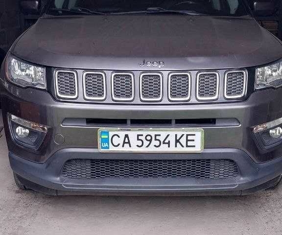 Серый Джип Компас, объемом двигателя 2.4 л и пробегом 78 тыс. км за 14800 $, фото 1 на Automoto.ua