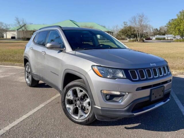 Сірий Джип Compass, об'ємом двигуна 2.4 л та пробігом 43 тис. км за 6500 $, фото 1 на Automoto.ua