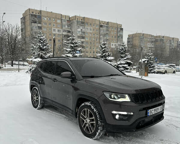 Серый Джип Компас, объемом двигателя 2.4 л и пробегом 119 тыс. км за 18499 $, фото 1 на Automoto.ua