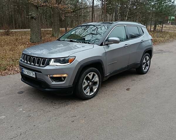 Серый Джип Компас, объемом двигателя 2.36 л и пробегом 48 тыс. км за 17600 $, фото 1 на Automoto.ua