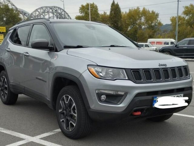 Сірий Джип Compass, об'ємом двигуна 2 л та пробігом 107 тис. км за 19300 $, фото 1 на Automoto.ua