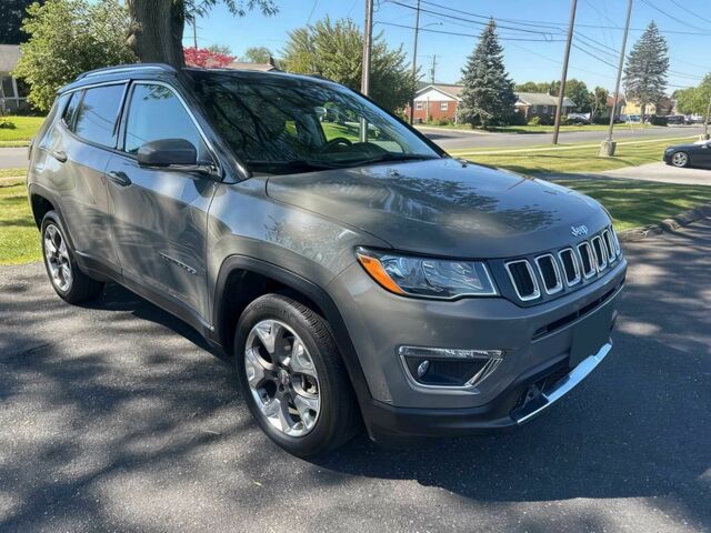 Джип Компас 2021 в Киеве на Automoto.ua Серый Джип Компас, объемом двигателя 2.4 л и пробегом 15 тыс. км за 10600 $, фото 1 на Automoto.ua