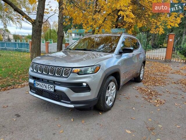 Джип Компас 2021 в Ромнах на Automoto.ua Серый Джип Компас, объемом двигателя 2.36 л и пробегом 74 тыс. км за 17600 $, фото 1 на Automoto.ua