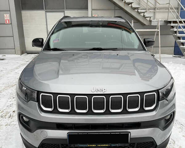 Сірий Джип Compass, об'ємом двигуна 2.36 л та пробігом 53 тис. км за 18000 $, фото 1 на Automoto.ua