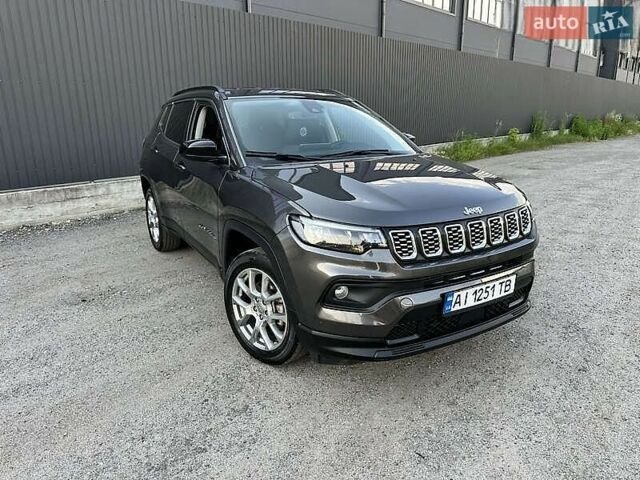 Сірий Джип Compass, об'ємом двигуна 2.4 л та пробігом 75 тис. км за 15500 $, фото 1 на Automoto.ua
