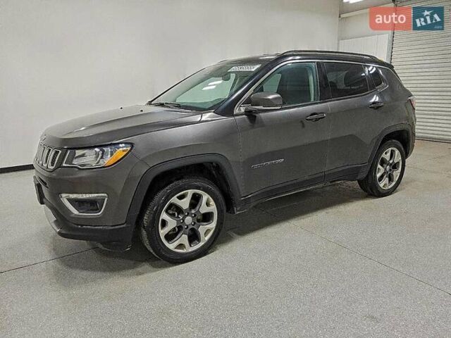 Серый Джип Компас, объемом двигателя 2.36 л и пробегом 102 тыс. км за 3500 $, фото 1 на Automoto.ua