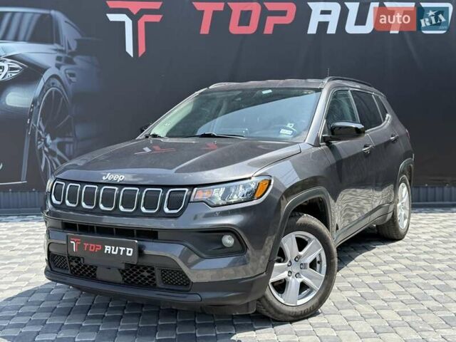 Сірий Джип Compass, об'ємом двигуна 2.36 л та пробігом 166 тис. км за 15700 $, фото 1 на Automoto.ua