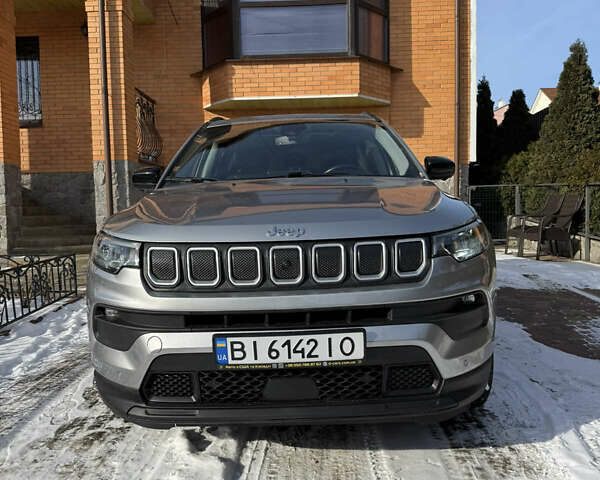 Сірий Джип Compass, об'ємом двигуна 2.36 л та пробігом 44 тис. км за 21850 $, фото 1 на Automoto.ua