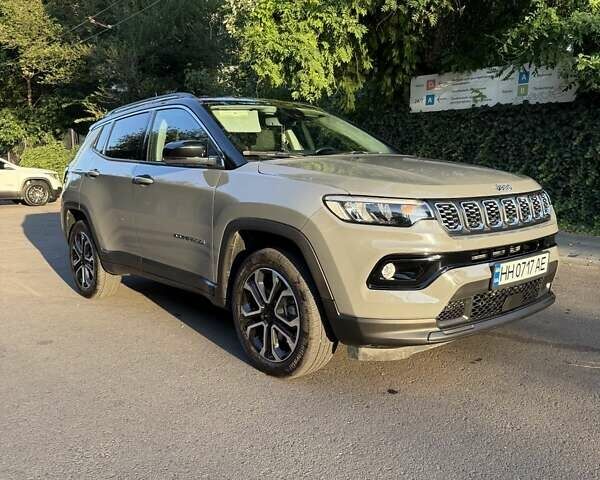 Серый Джип Компас, объемом двигателя 2.36 л и пробегом 40 тыс. км за 23000 $, фото 1 на Automoto.ua