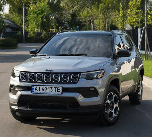 Серый Джип Компас, объемом двигателя 2.4 л и пробегом 64 тыс. км за 21755 $, фото 1 на Automoto.ua