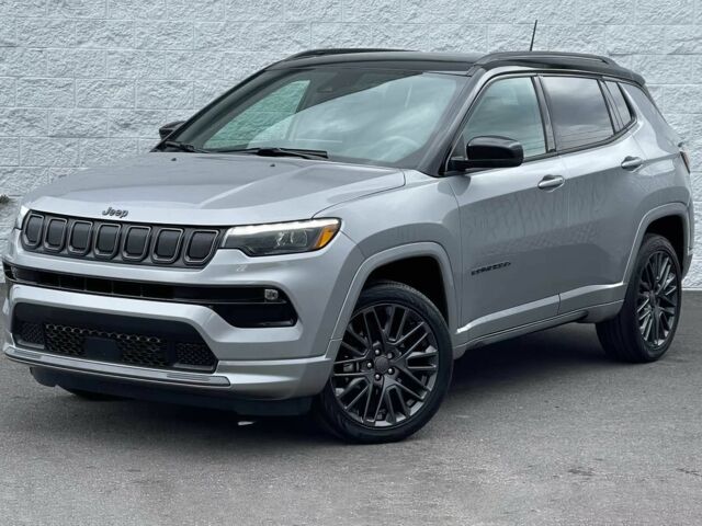 Серый Джип Компас, объемом двигателя 2.4 л и пробегом 23 тыс. км за 8900 $, фото 1 на Automoto.ua